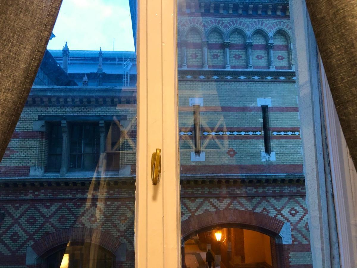 Zen Hostel By Central Market Budapest Ngoại thất bức ảnh