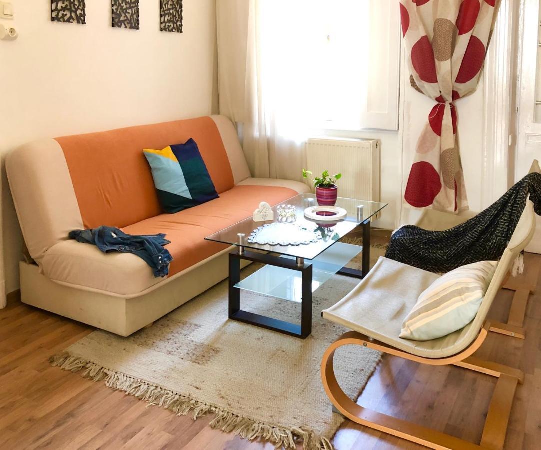 Zen Hostel By Central Market Budapest Ngoại thất bức ảnh
