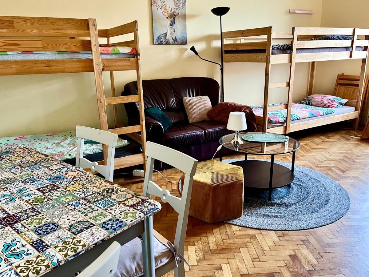 Zen Hostel By Central Market Budapest Ngoại thất bức ảnh