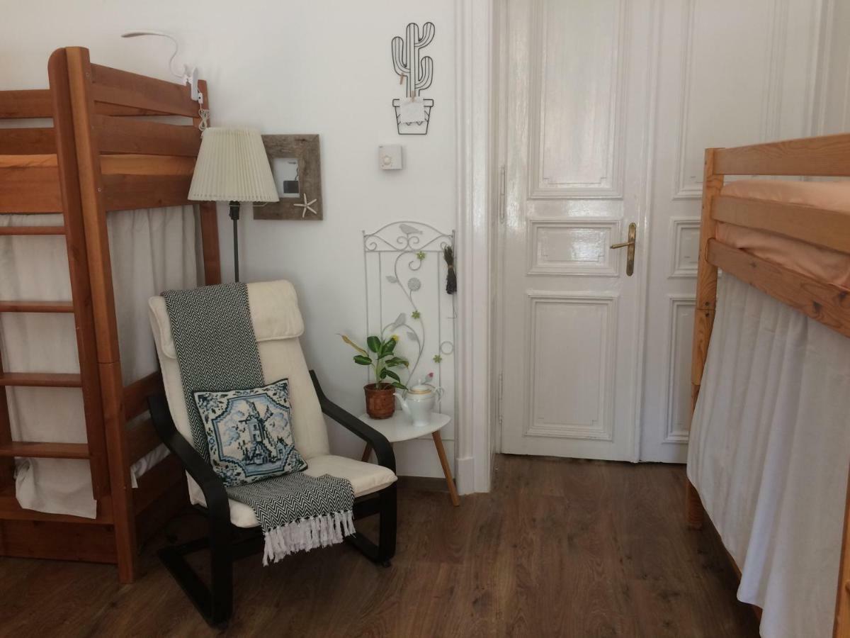 Zen Hostel By Central Market Budapest Ngoại thất bức ảnh