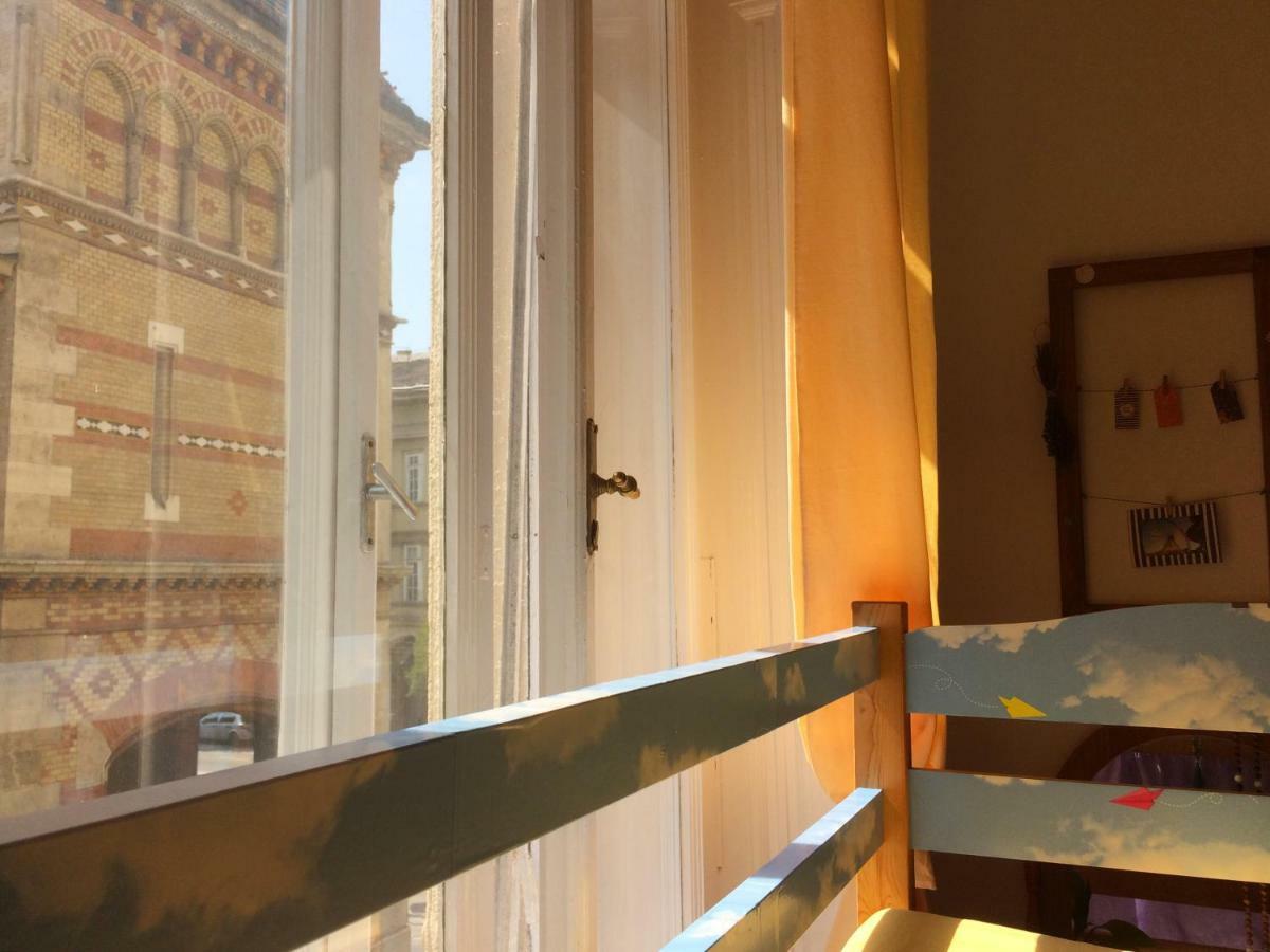 Zen Hostel By Central Market Budapest Ngoại thất bức ảnh